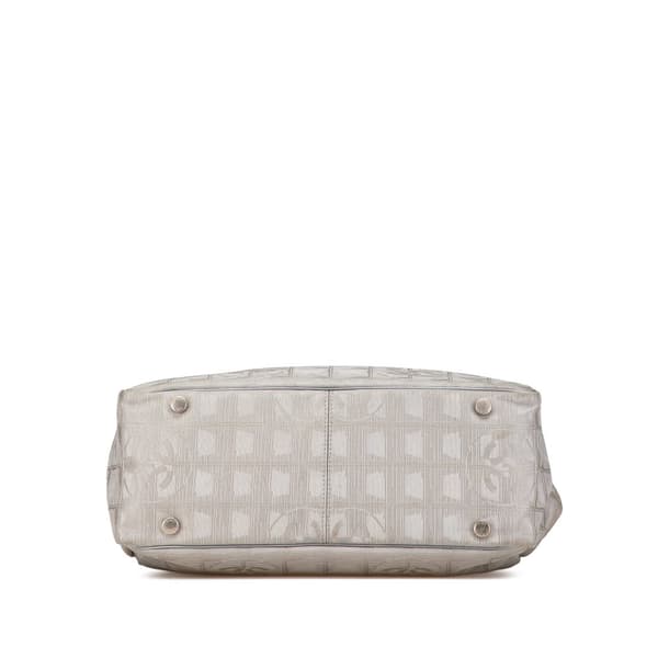Pre-owned Chanel New Travel Line Nylon Tote Gray