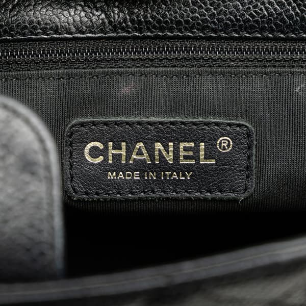 Pre-owned Chanel Caviar Petite Shopping Tote Black