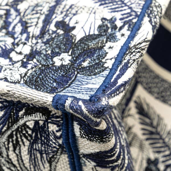 Pre-owned Dior Large Canvas Embroidered Palm Tree Toile De Jouy Book Tote Blue