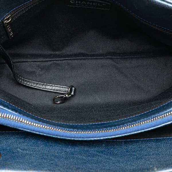 Pre-owned Chanel Quilted Iridescent Caviar Chic Shopping Tote Blue