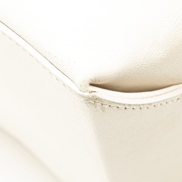 Pre-owned Chanel Large Calfskin Essential 31 Rue Cambon Shopping Tote White
