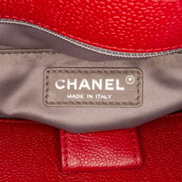 Pre-owned Chanel Caviar Vertical Grand Shopping Tote Red