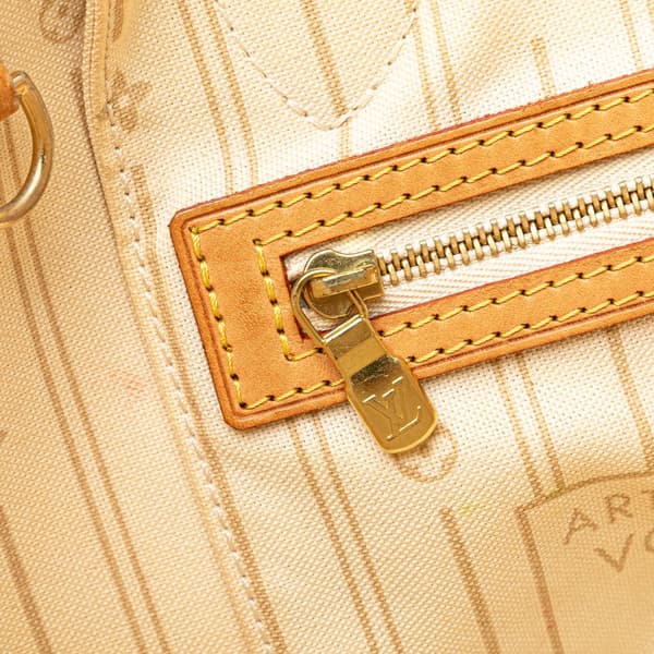 Pre-owned Louis Vuitton Damier Azur Neverfull PM White