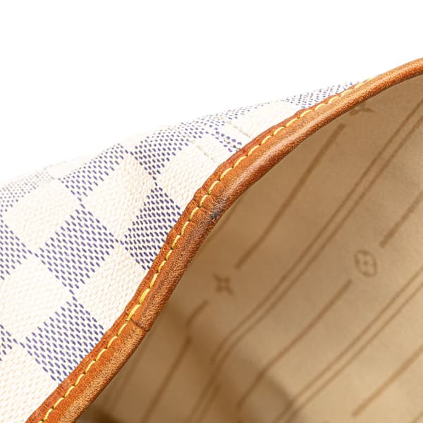 Pre-owned Louis Vuitton Damier Azur Neverfull MM White