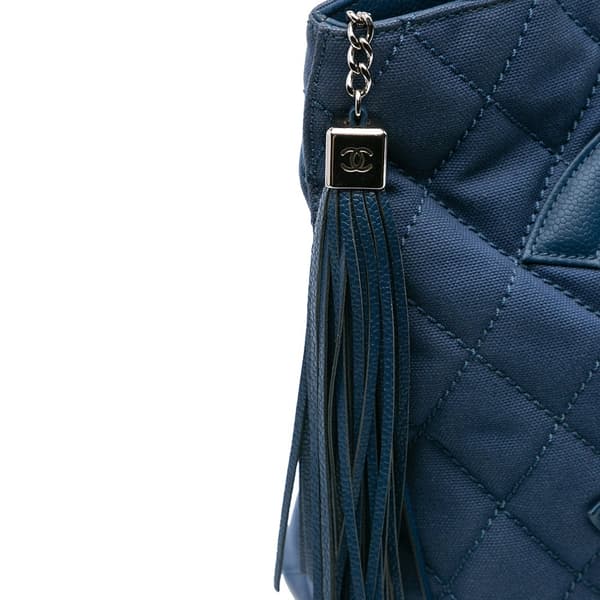 Pre-owned Chanel Quilted Canvas and Caviar Tassel Tote Blue