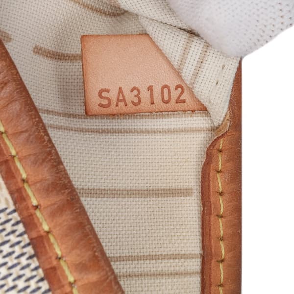 Pre-owned Louis Vuitton Damier Azur Neverfull MM White
