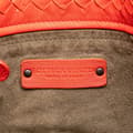 Miniatyrbilde 5 av 10: Pre-owned Bottega Veneta Medium Nappa Intrecciato Garda Tote Red