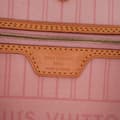 Miniatyrbild 6 av 10: Pre-owned Louis Vuitton Damier Azur Neverfull MM White