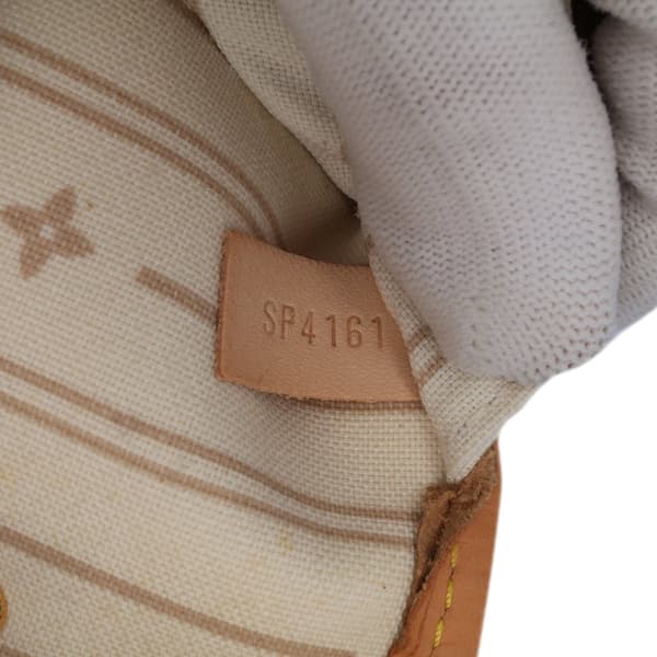 Pre-owned Louis Vuitton Damier Azur Neverfull MM White