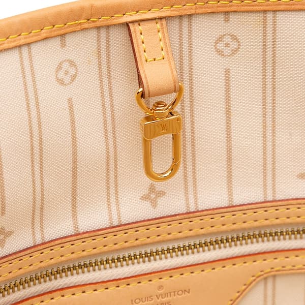 Pre-owned Louis Vuitton Damier Azur Neverfull MM White