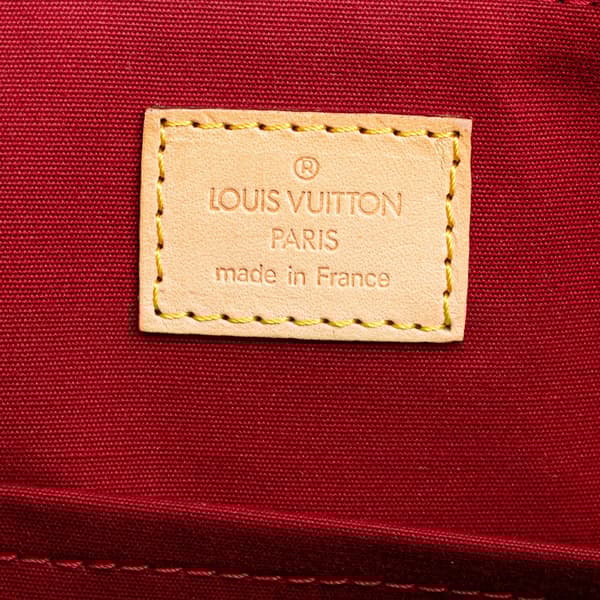 Pre-owned Louis Vuitton Monogram Vernis Bellevue PM Red