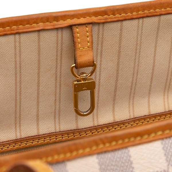 Pre-owned Louis Vuitton Damier Azur Neverfull MM White