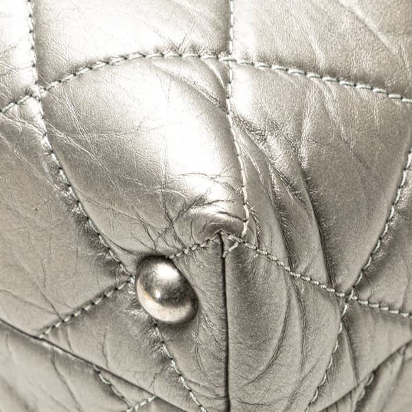 Pre-owned Chanel Reissue 2.55 Quilted Aged Calfskin Tote Silver