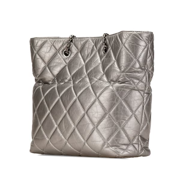 Pre-owned Chanel Reissue 2.55 Quilted Aged Calfskin Tote Silver