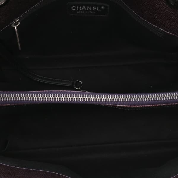 Pre-owned Chanel Small Quilted Iridescent Caviar Chic Shopping Tote Purple