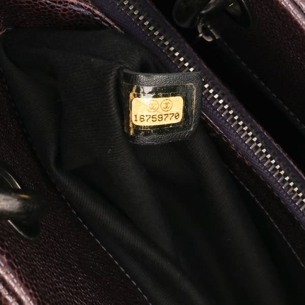Pre-owned Chanel Small Quilted Iridescent Caviar Chic Shopping Tote Purple
