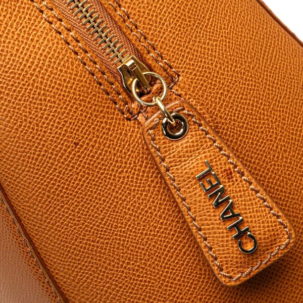 Pre-owned Chanel Grained Calfskin Tote Brown