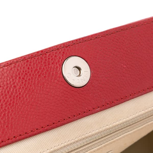 Pre-owned Chanel CC Quilted Caviar Frame Shopping Tote Red