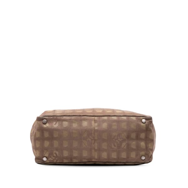 Pre-owned Chanel New Travel Line Nylon Tote Brown