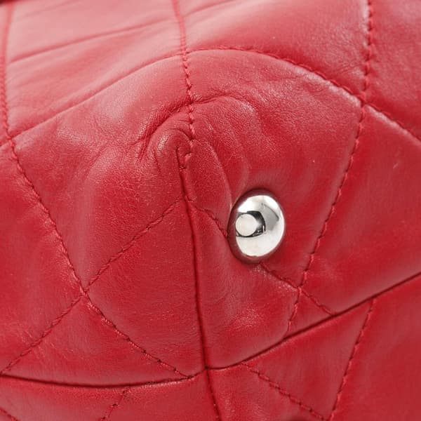Pre-owned Chanel CC Quilted Lambskin Chain Tote Red
