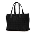 Miniatyrbild 2 av 10: Pre-owned Chanel New Travel Line Nylon Tote Black