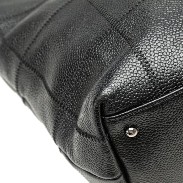 Pre-owned Chanel Caviar Choco Bar Tote Black