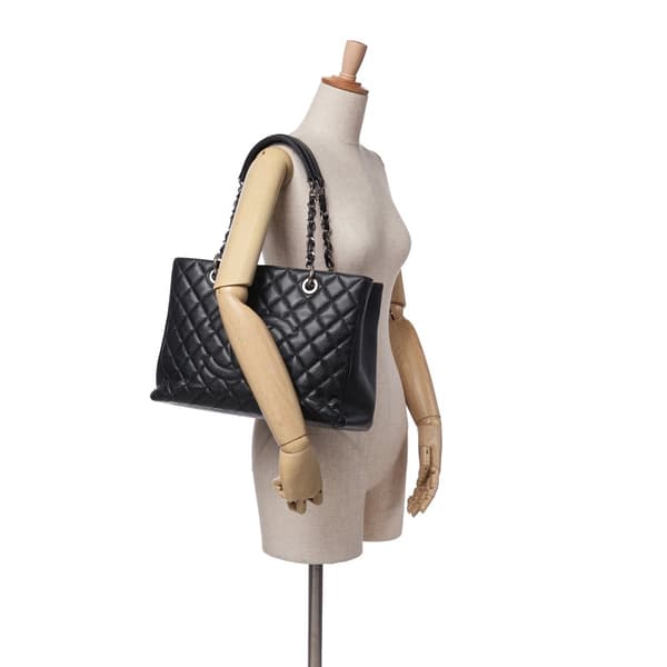 Pre-owned Chanel Caviar Grand Shopping Tote Black