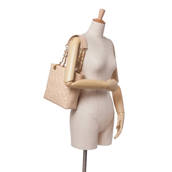 Pre-owned Chanel Caviar Petite Shopping Tote Brown