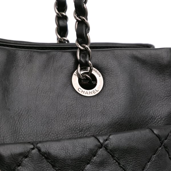 Pre-owned Chanel Large Quilted Calfskin Stitch It Tote Black