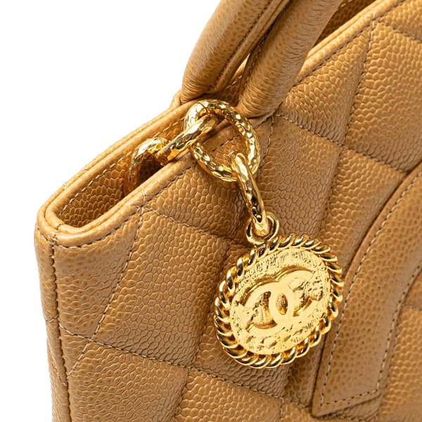 Pre-owned Chanel Caviar Medallion Tote Brown