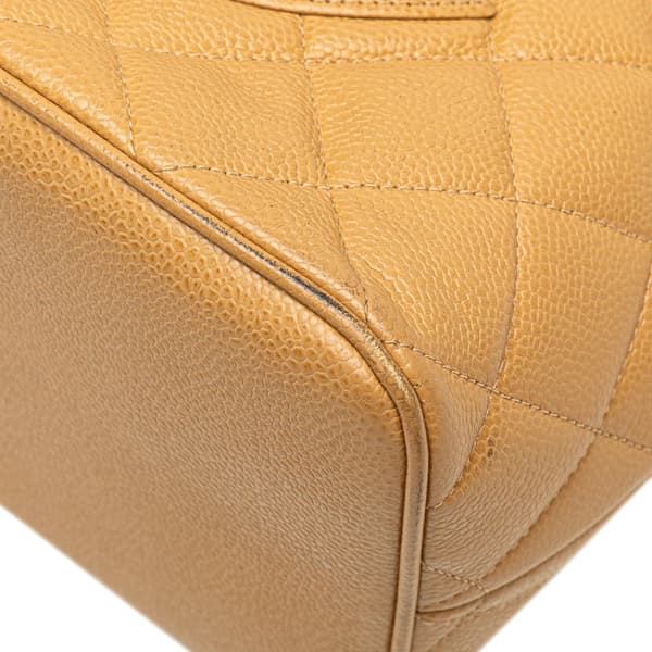 Pre-owned Chanel Caviar Medallion Tote Brown
