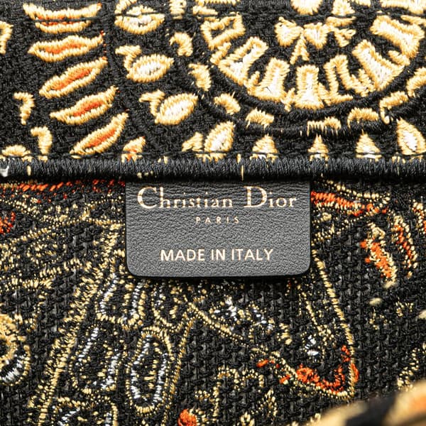 Pre-owned Dior Large Canvas Embroidered Dior Animals Giraffe Book Tote Yellow