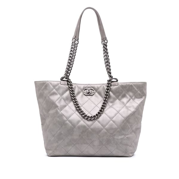 Pre-owned Chanel Quilted Iridescent Calfskin Shopping in Chains Tote Gray