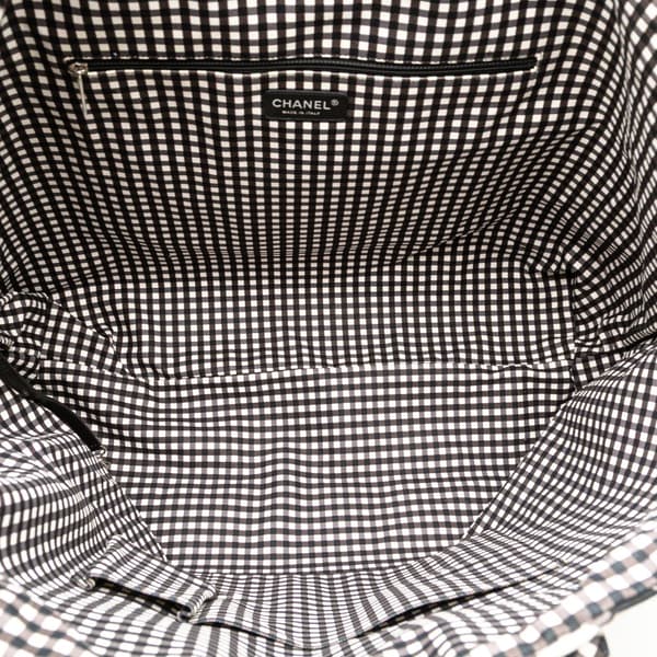 Pre-owned Chanel Printed Canvas Gingham Weekender Tote White