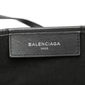 Miniatyrbillede 5 af 10: Pre-owned Balenciaga Canvas Navy Cabas S White
