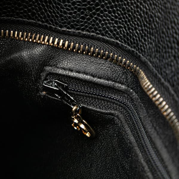 Pre-owned Chanel Caviar Medallion Tote Black