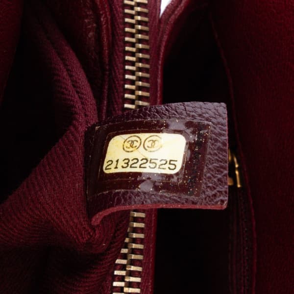 Pre-owned Chanel Paris Salzburg Small Patent and Goatskin CC Eyelet Tote Red