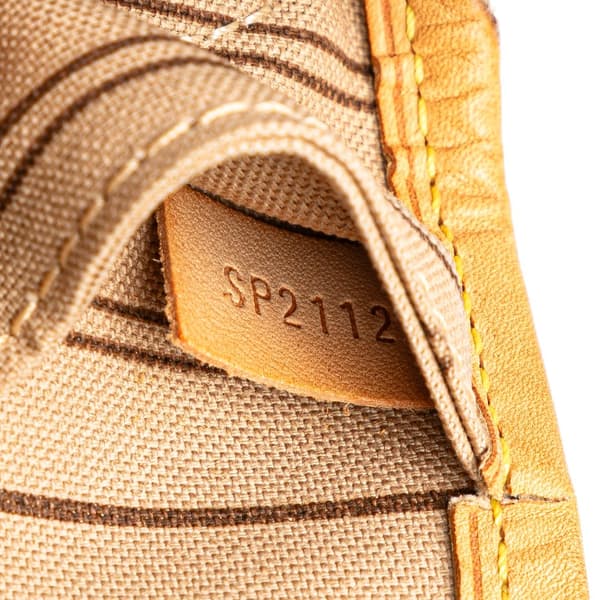 Pre-owned Louis Vuitton Monogram Neverfull MM Brown