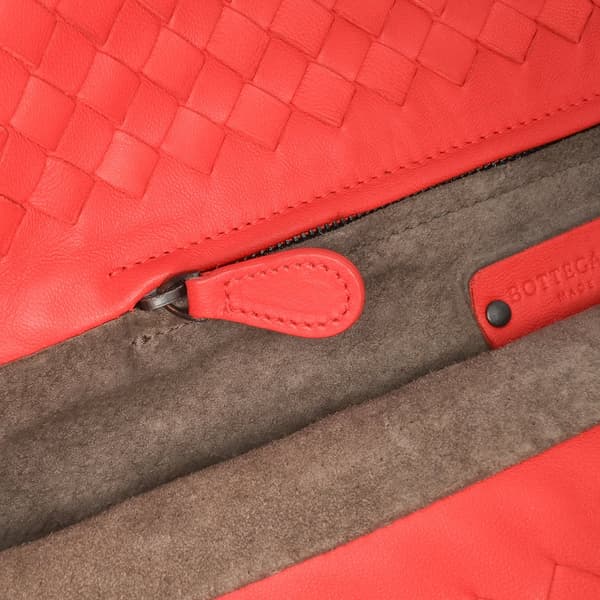 Pre-owned Bottega Veneta Medium Nappa Intrecciato Garda Tote Red