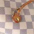 Pikkukuva 8 / 10: Pre-owned Louis Vuitton Damier Azur Neverfull MM White