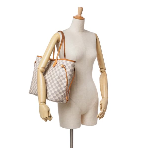 Pre-owned Louis Vuitton Damier Azur Neverfull MM White