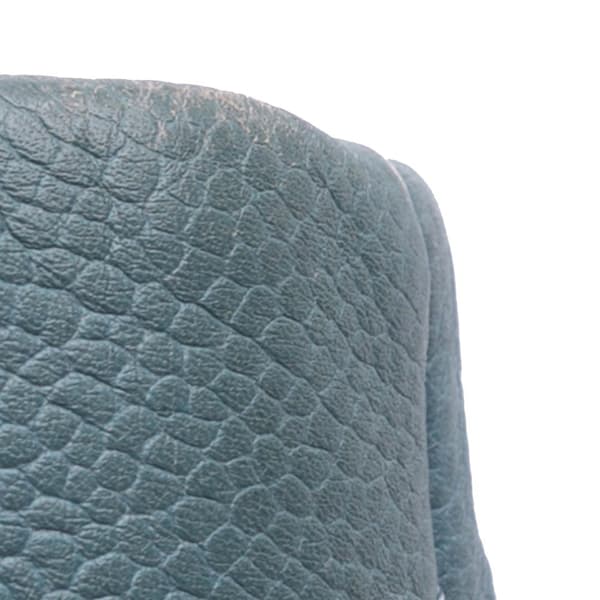 Pre-owned Chanel Quilted Caviar Expandable Zip Tote Blue