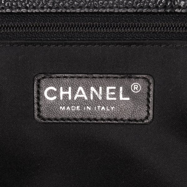 Pre-owned Chanel Caviar Grand Shopping Tote Black