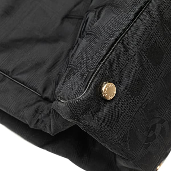 Pre-owned Chanel New Travel Line Nylon Tote Black