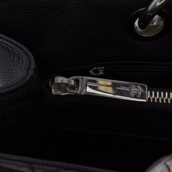 Pre-owned Chanel Caviar Grand Shopping Tote Black