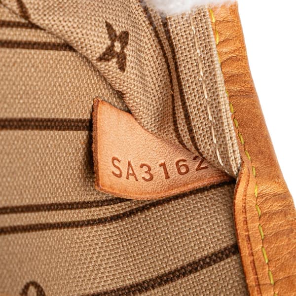 Pre-owned Louis Vuitton Monogram Neverfull MM Brown
