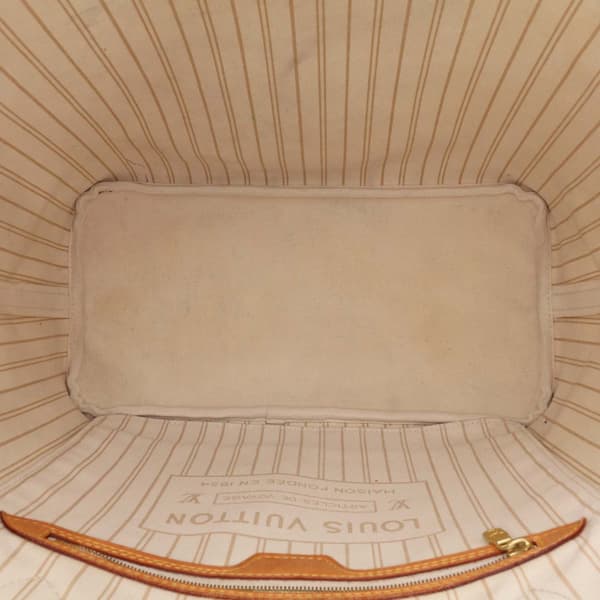 Pre-owned Louis Vuitton Damier Azur Neverfull MM White