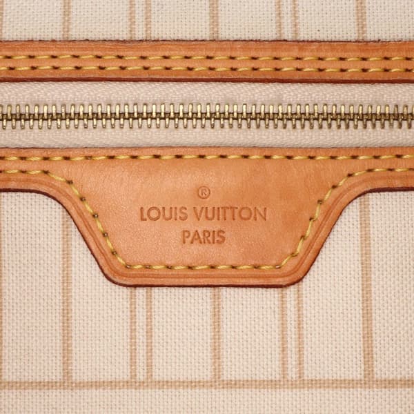 Pre-owned Louis Vuitton Damier Azur Neverfull MM White