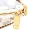 Pikkukuva 7 / 10: Pre-owned Louis Vuitton Damier Azur Totally PM White