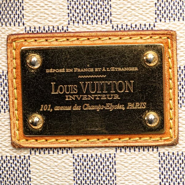 Pre-owned Louis Vuitton Damier Azur Hampstead PM White